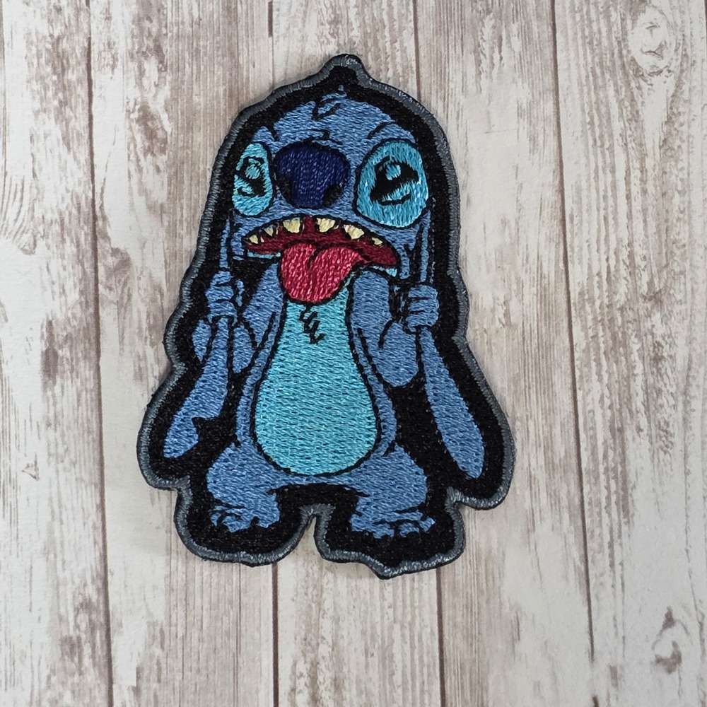 Disney Lilo & Stitch Ear Pull Embroidered Iron-On Patch Bioworld NWT